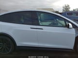 TESLA MODEL X DUAL MOTOR ALL-WHEEL DRIVE/STANDARD RANGE 7SAXCBE54PF384403 photo