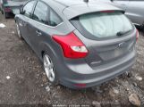 FORD FOCUS TITANIUM photo