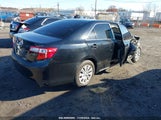 TOYOTA CAMRY LE 4T4BF1FKXDR****** снимка