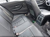 BMW 320I XDRIVE WBA8E5G54JN****** fotografie