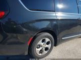 CHRYSLER PACIFICA TOURING-L PLUS photo