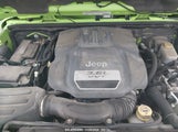 JEEP WRANGLER UNLIMITED SAHARA 1C4BJWEGXCL260780 fotografie