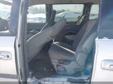 CHRYSLER TOWN & COUNTRY 1C4GP45R74B****** снимка