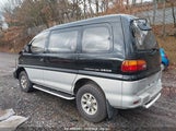MITSUBISHI VAN PE8W0016036****** fotografie