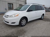TOYOTA SIENNA LE 5TDZK23C37S****** снимка