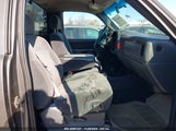 CHEVROLET SILVERADO 1500 LS 1GCEK14W02Z****** снимка