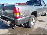 CHEVROLET SILVERADO 1500 LS 1GCEK14W02Z****** снимка