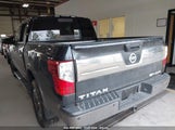 NISSAN TITAN PLATINUM RESERVE 1N6AA1E50KN****** снимка