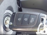HYUNDAI VENUE SEL KMHRC8A33PU267086 снимка