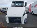 VOLVO VN VNL 4V4N19EG0CN****** снимка