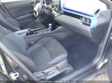 TOYOTA C-HR XLE JTNKHMBX3L1089155 fotografie