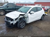 TOYOTA YARIS LE 3MYDLBJV2LY****** снимка