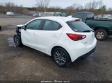 TOYOTA YARIS LE 3MYDLBJV2LY****** снимка