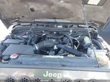 JEEP WRANGLER SAHARA 1J4FA54107L****** снимка