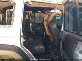 JEEP WRANGLER JK UNLIMITED SPORT S 4X4 1C4BJWDG5JL862100 снимка