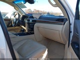 LEXUS LX 570 JTJHY7AX7H4****** снимка