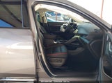 BUICK ENVISION FWD ESSENCE LRBFZNR43ND****** снимка