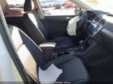 VOLKSWAGEN TIGUAN 2.0T SE/2.0T SE R-LINE BLACK/2.0T SEL 3VV2B7AX5MM139410 photo
