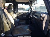 JEEP WRANGLER JK UNLIMITED SAHARA 4X4 1C4BJWEG7JL****** fotografie