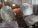 CHRYSLER TOWN & COUNTRY LIMITED снимка