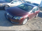 VOLKSWAGEN PASSAT 2.5L WOLFSBURG EDITION 1VWAP7A38DC****** снимка