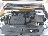 MITSUBISHI OUTLANDER ES JA4AD2A38GZ****** fotografie