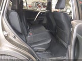 TOYOTA RAV4 XLE 2T3RFREV5FW264138 снимка