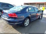 VOLKSWAGEN PASSAT 2.0L TDI SE 1VWBN7A35CC102776 снимка
