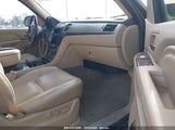 CADILLAC ESCALADE LUXURY 1GYS4BEF1CR****** снимка