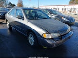 NISSAN SENTRA GXE/XE 1N4AB41D7XC****** снимка
