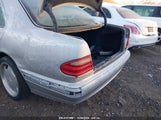 Mercedes-Benz E 430 4M WDBJF83J2YX037929 снимка