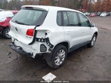 VOLKSWAGEN TIGUAN 2.0T/2.0T S WVGAV7AXXHK050734 снимка