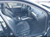 AUDI A4 2.0T PREMIUM WAUBFAFL6DA155079 снимка