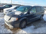 CHRYSLER TOWN & COUNTRY TOURING-L 2C4RC1CG3GR****** снимка