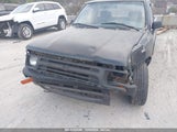 TOYOTA PICKUP 1/2 TON SHORT WHEELBASE JT4RN81A3P5****** photo