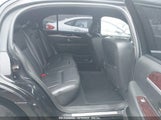 LINCOLN TOWN CAR EXECUTIVE L 2LNBL8EV9AX****** снимка