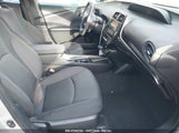 TOYOTA PRIUS TWO JTDKBRFUXG3****** fotografie