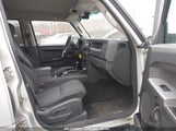 JEEP COMMANDER SPORT 1J8HG48K88C135385 снимка
