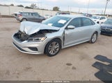 VOLKSWAGEN PASSAT 2.0T S 1VWAA7A38LC****** снимка