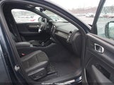 VOLVO XC40 RECHARGE PURE ELECTRIC P8 TWIN PLUS YV4ED3UR0N2****** снимка