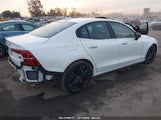 VOLVO S60 RECHARGE PLUG-IN HYBRID T8 ULTIMATE BLACK EDITION 7JRH60FJXRG****** fotografie
