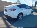 TESLA MODEL Y PERFORMANCE DUAL MOTOR ALL-WHEEL DRIVE 7SAYGDEF3PA****** fotografie