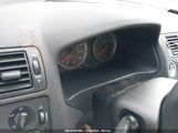 VOLVO S40 T5 YV1MH682272****** снимка