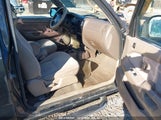 TOYOTA TACOMA 5TEWM72N82Z****** снимка