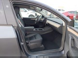 TESLA MODEL Y 7SAYGDEE0PA170249 снимка