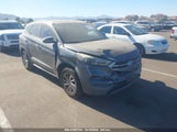 HYUNDAI TUCSON SEL KM8J33A42JU681606 снимка