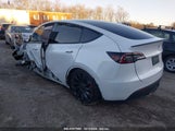 TESLA MODEL Y PERFORMANCE DUAL MOTOR ALL-WHEEL DRIVE 7SAYGDEFXRA****** photo