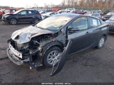 TOYOTA PRIUS LE JTDKARFU6K3****** снимка