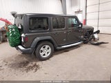 JEEP WRANGLER UNLIMITED SPORT S 4X4 1C4HJXDN4KW590346 снимка
