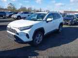 TOYOTA RAV4 XLE 2T3P1RFV9NW257552 снимка